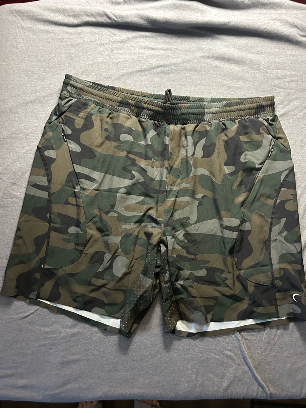 ZYIA Men's Camo Athletic Shorts - Green/Brown